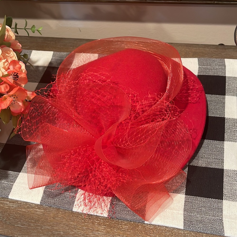 Beautiful derby hat - Picture 5 of 5